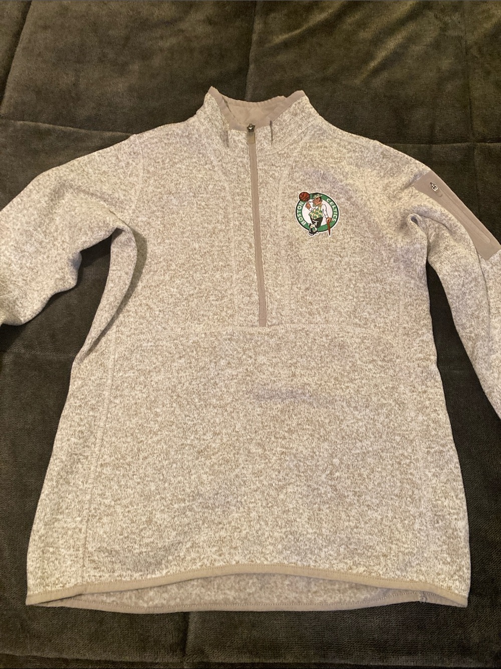 Men's Heather Gray Quarter-Zip Pullover Sweater/sweatshirt Boston Celtics Logo
